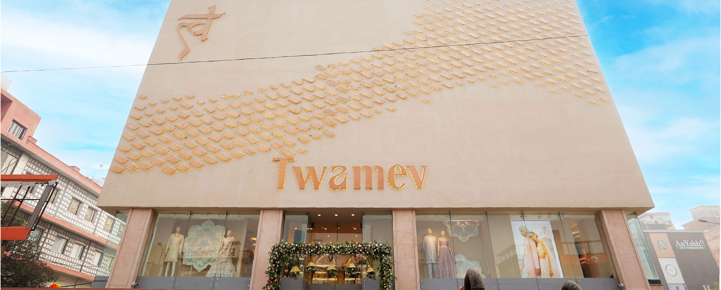 Twamev South Extension Delhi: Wedding Wear Store for Brides, Grooms & Families
