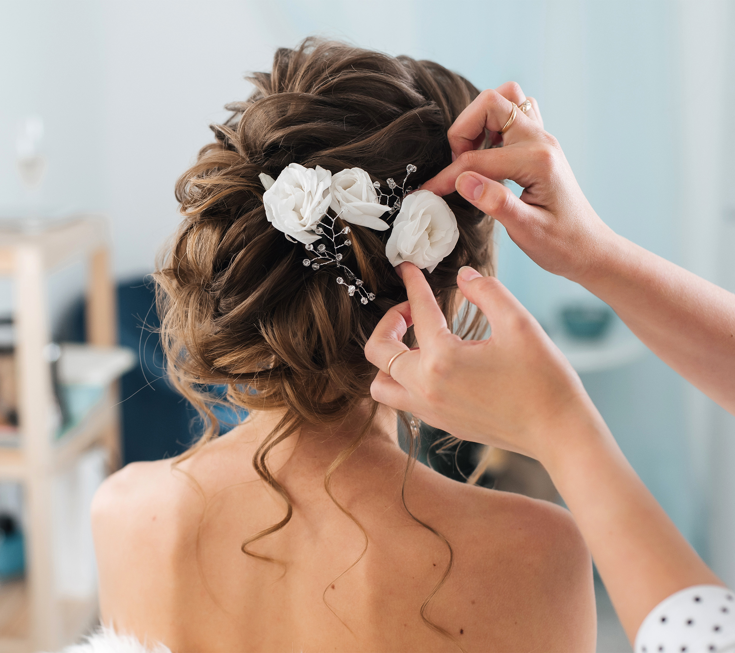 Flaunt Your Tresses: Expert Tips on Hairstyles for Lehenga with Long Hair